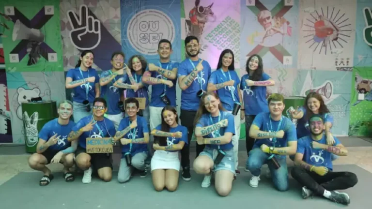 VESTIBULAR: 80% dos aprovados na ampla concorrência no curso de Medicina do SIS são do cursinho Vetor