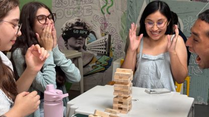 Alunos Vetor em dia de V-happy